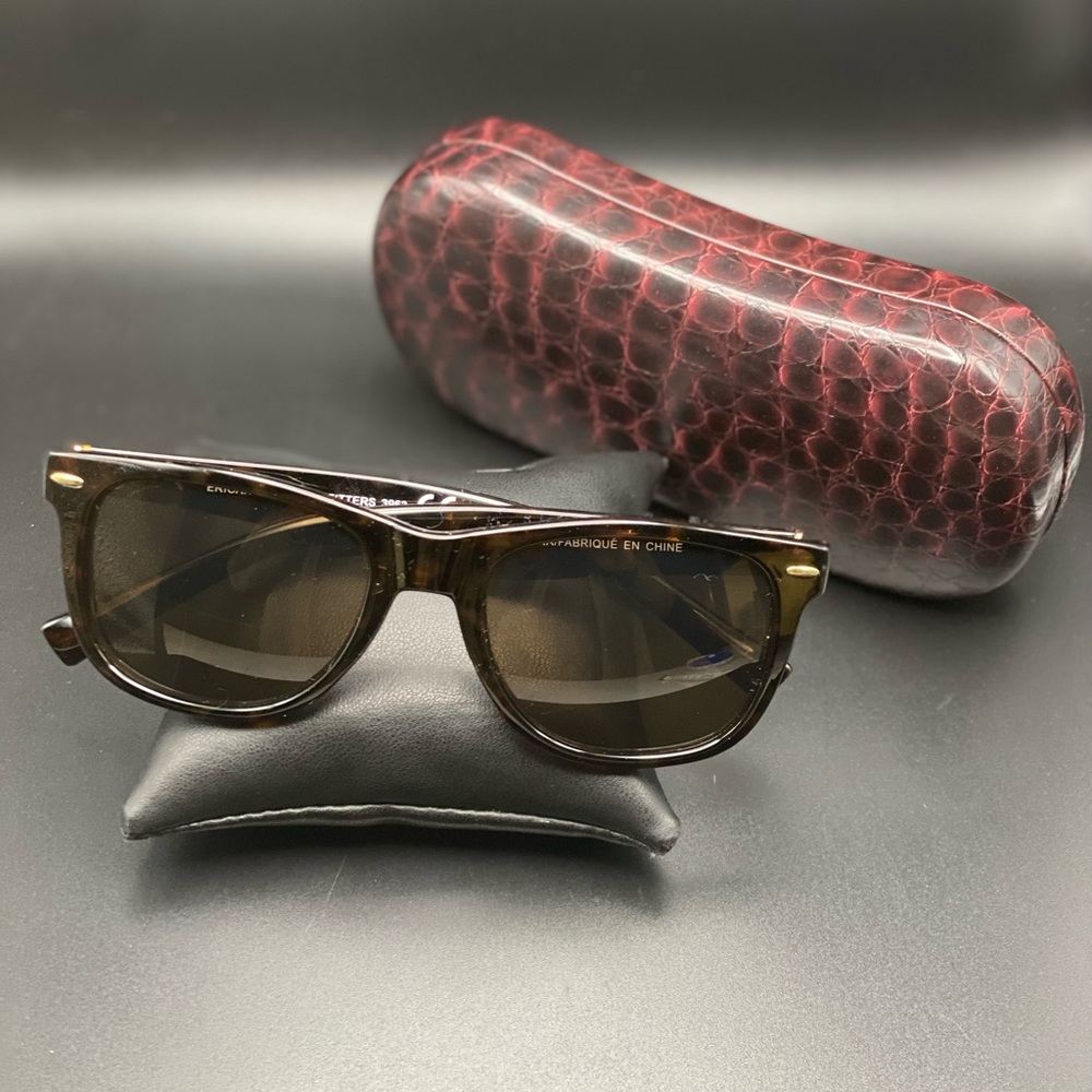 American Eagle Sunglasses w/Hard Case